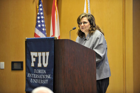 Dr. Ines Triay at the 2010 DOE Fellows Induction Ceremony