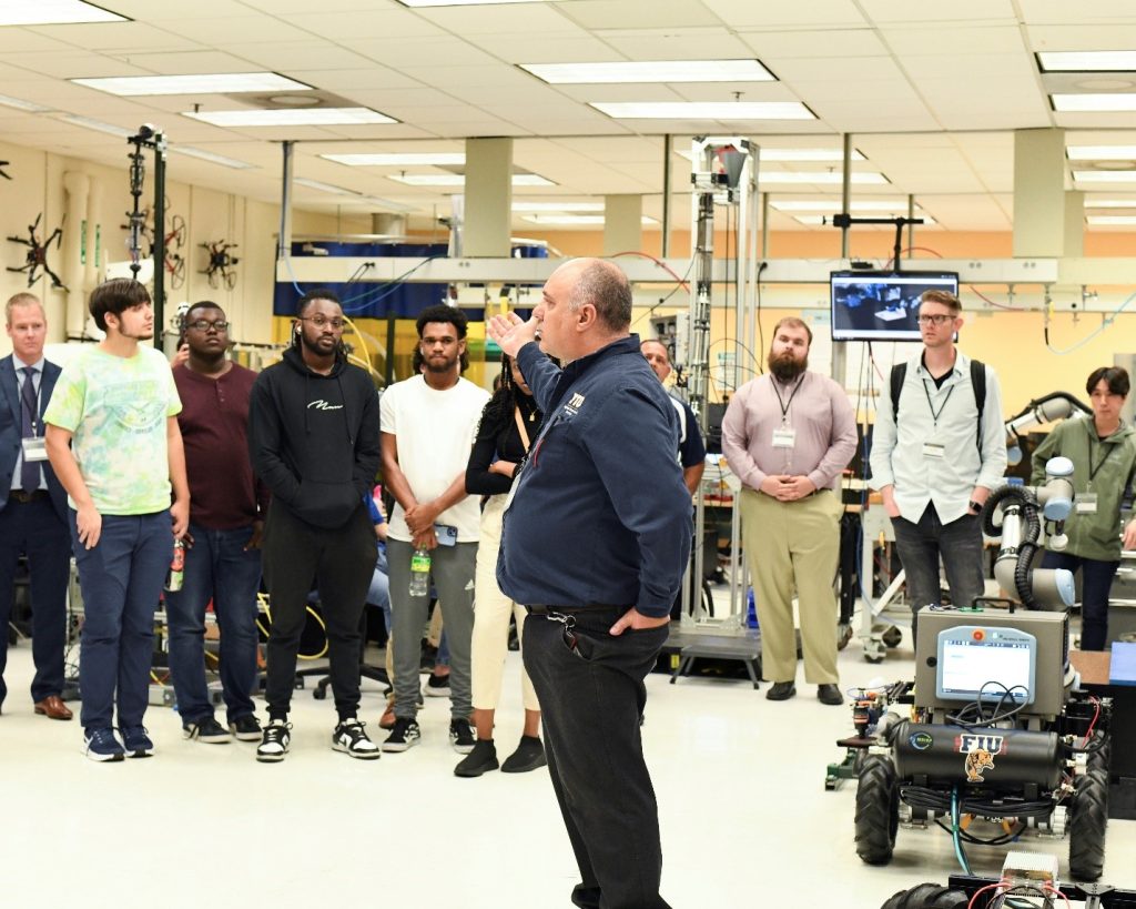 FIU ARC’s Research Scientist, Anthony Abrahao, presenting during the lab tour at ARC. 